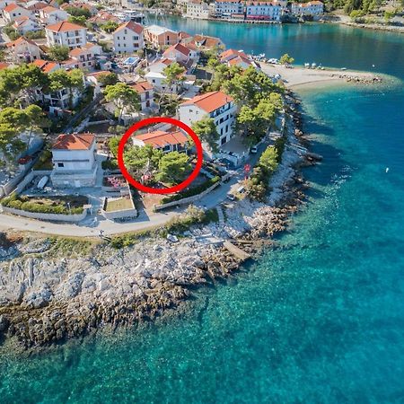 Apartments By The Sea Stomorska, Solta - 5190 Kültér fotó