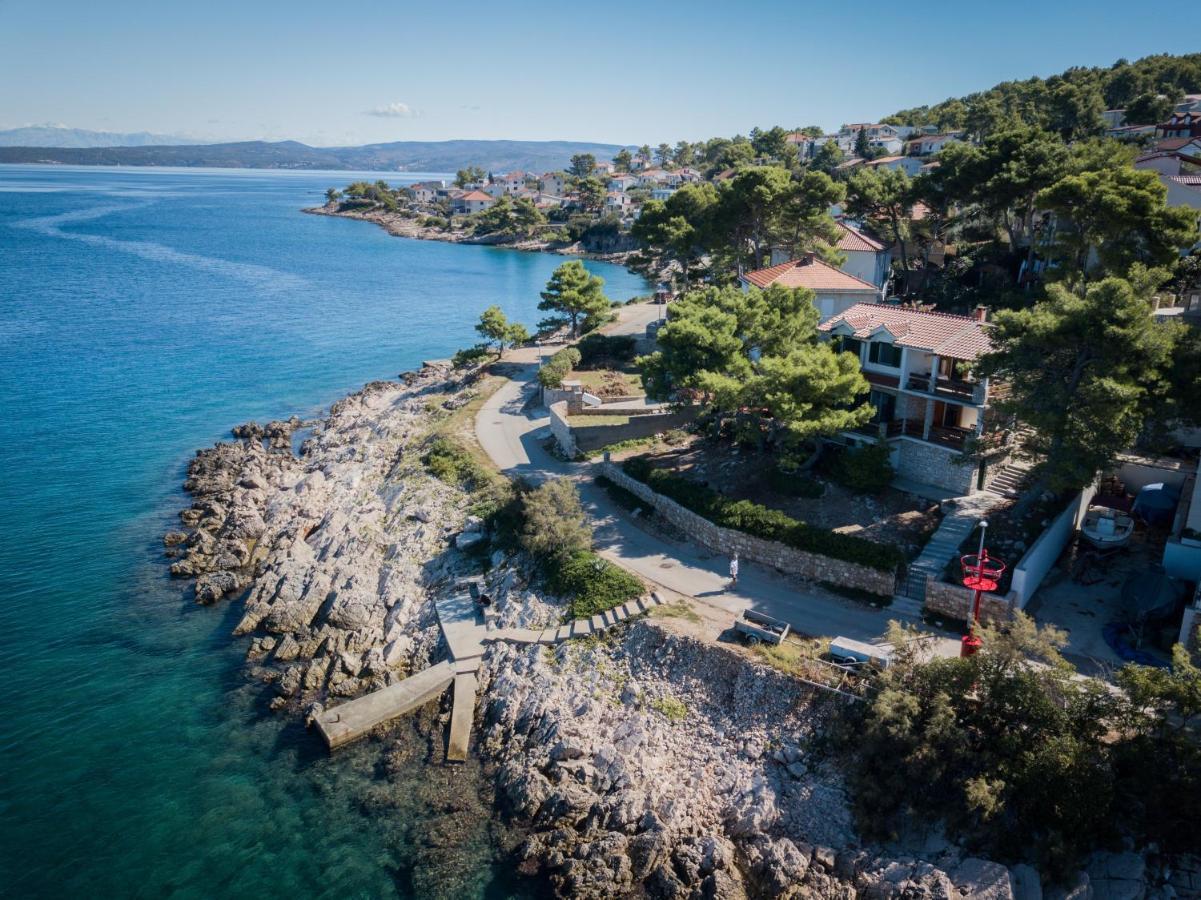 Apartments By The Sea Stomorska, Solta - 5190 Kültér fotó